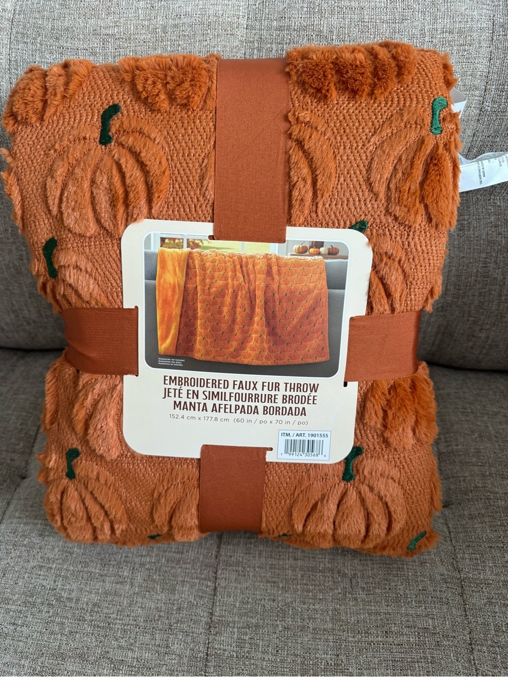 Viral Costco Halloween Pumpkin blanket